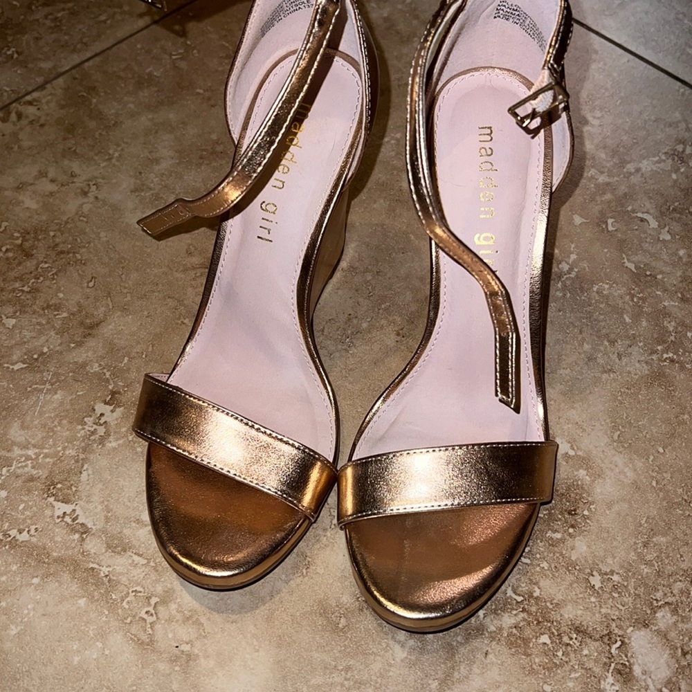 Madden Girl Rose Gold Wedges